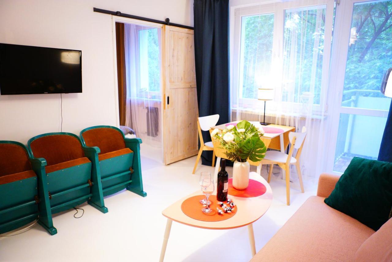 P&O Serviced Apartments Kinowa Varşova Dış mekan fotoğraf